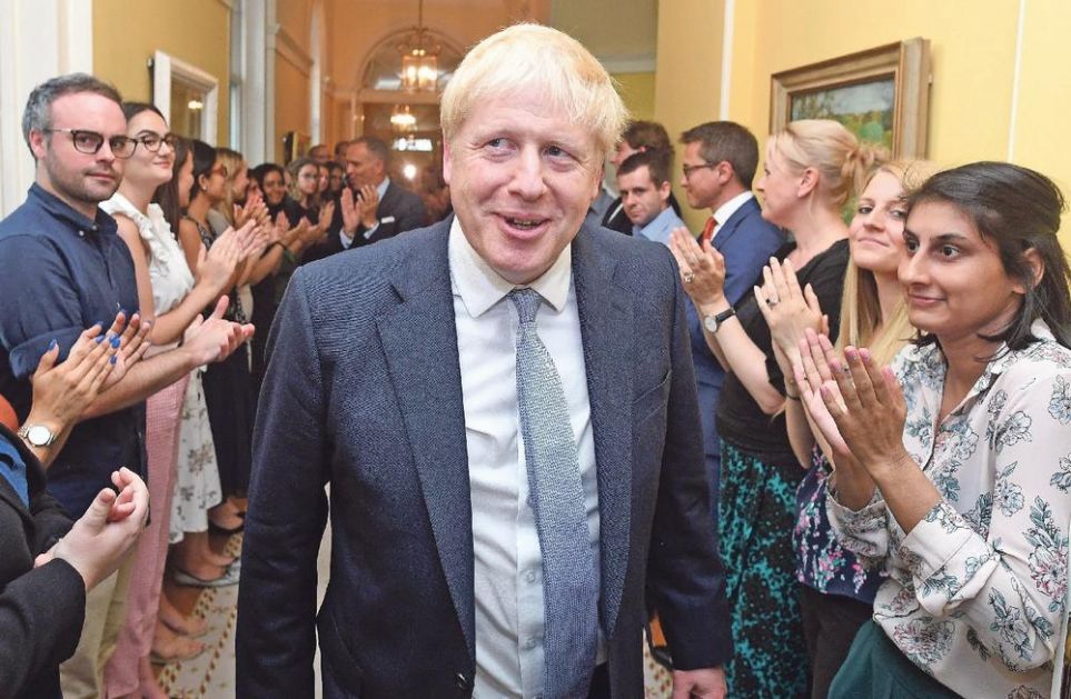 DŽONSON KRENUO U FORMIRANJE VLADE: Novi britanski premijer imenovao nove ministre finansija, spoljnih i unutrašnjih poslova!