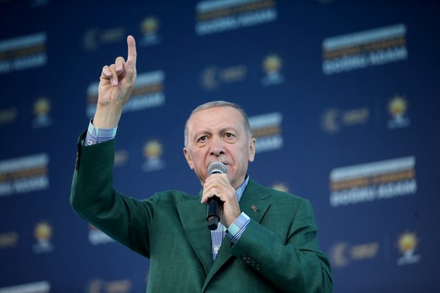 Da li će glavica luka sruštiti Erdogana sa vlasti?