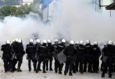 Da li je na Cetinju bačen Molotovljev koktel na policiju ili ne? VIDEO
