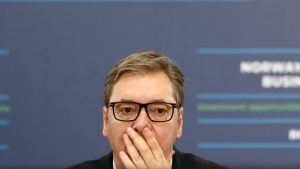Da li su „blokaderi“ izručili Miloševića Hagu: Sagovornici Danasa odgovorili Vučiću