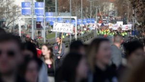 Da li su dovoljna četiri sigurna glasa po studentu?