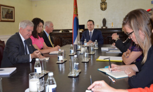 Dačić i američki senator razgovarali o regionalnom miru i stabilnosti