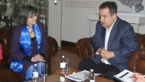 Dačić i britanska ambasadorka izrazili spremnost za unapredjenje odnosa