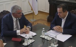
					Dačić razgovarao s novim ambasadorom Jermenije 
					
									