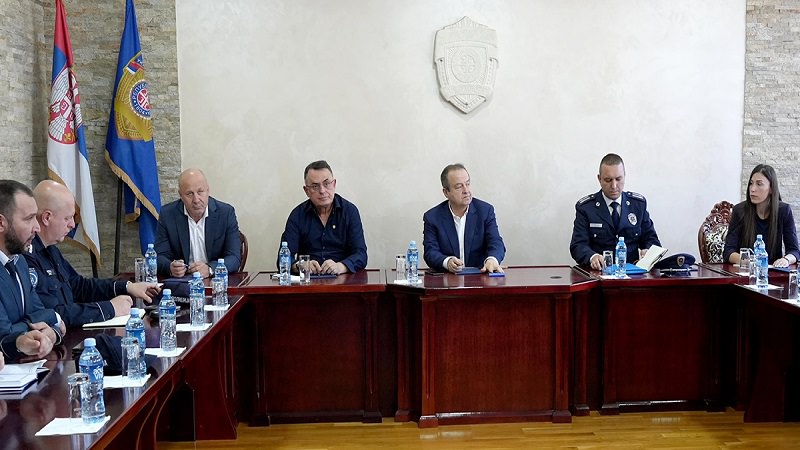 Dačić u Zaječaru: MUP će nastaviti da ulaže u bolje uslove rada