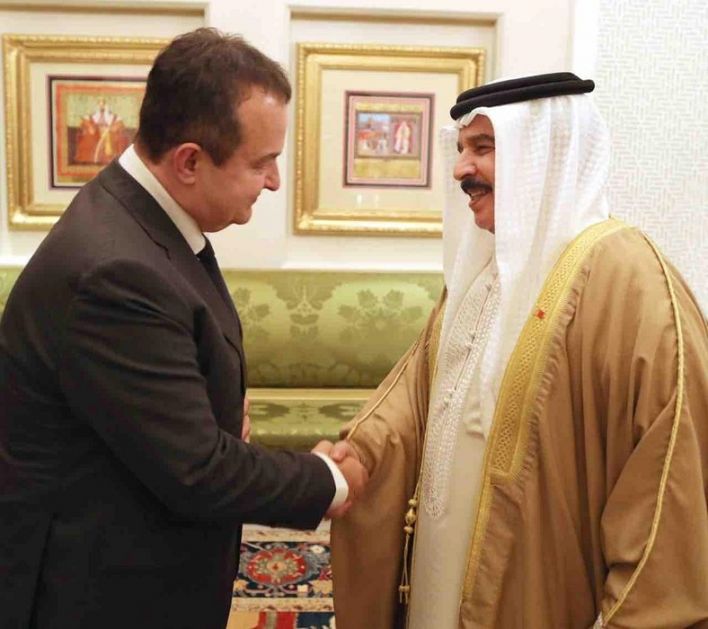 Dačić sa kraljem Bahreina - lakše do vize