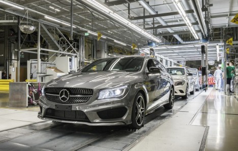 Daimler u gubitku, dodatno snizio procjenu godišnje dobiti