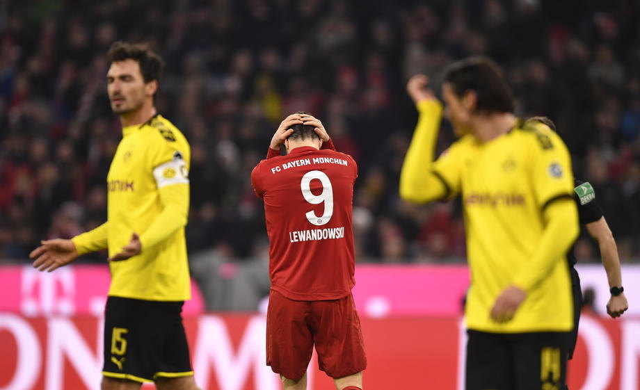 Pobeda Bajerna u Dortmundu - titula sve bliže, kiša golova u Frankfurtu