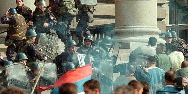 Danas godišnjica petooktobarskih demonstracija 2000. godine