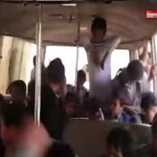 Danima su se radovali izletu: Objavljen snimak dečaka iz autobusa u Jemenu pre KOBNOG TRENUTKA (VIDEO)