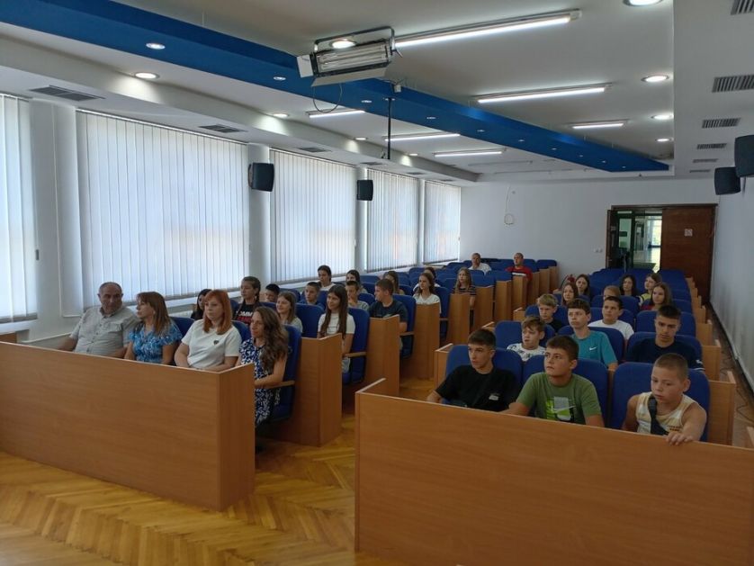 Deca iz opštine Leposavić borave pet dana u Bačkoj Palanci