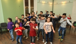 Deca migranti učestvovala na radionici sa somborskim osnovcima