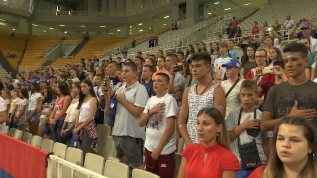 Deca sa KiM i Republike Srpske navijala za Orlove u Atini