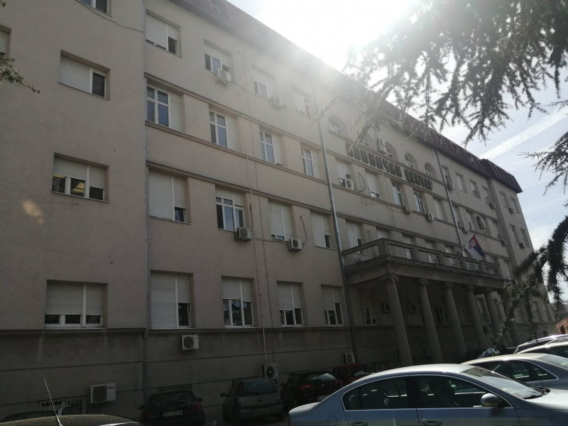 Dečaku koji je podleteo pod kamion u Vranju amputirana