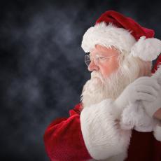 Deda Mraz - od paganina do komuniste