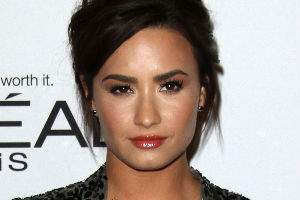 Demi Lovato: Nadam se da ću da ostanem trezna do 2017.