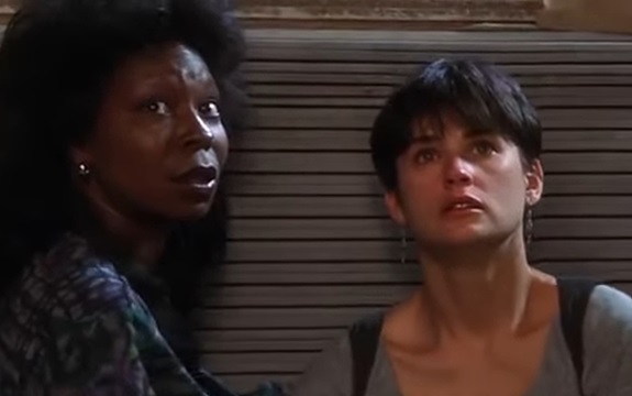 Demi Moore i Whoopi Goldberg na dodeli Oscara 2025, oživele magiju filma Ghost! (FOTO)