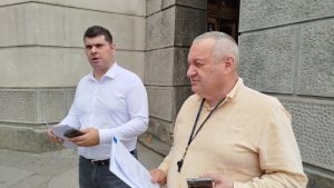 Demokratska stranka pozvala kolege iz opozicije da napuste rad obesmišljene Skupštine Srbije