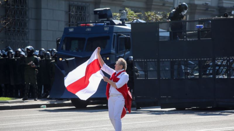Demonstracije u Minsku, više od 100 privedenih