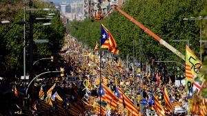 Demonstranti u Barseloni zahtevali oslobađanje katalonskih lidera