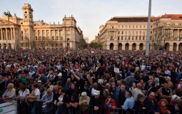 
					Demonstranti u Mađarskoj traže promenu izbornog sistema 
					
									