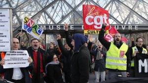 Demonstranti u Parizu upali u sedište najvećeg francuskog sindikata