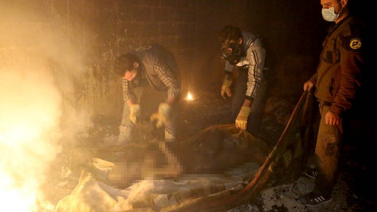 Deseci civila spaljeni napalm bombama u Istočnoj Ghouti