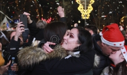Desetak hiljada ljudi u centru Beograda dočekalo Novu godinu uz vatromet i Bajagu