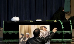 Desetine hiljada Iranaca na sahrani Rafsandžanija (FOTO)