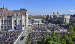Desetine hiljada Mađara na misi koju je služio papa Franja