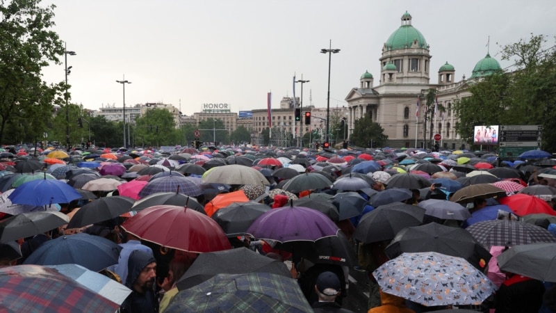 Desetine hiljada građana na ulicama Beograda protiv nasilja 