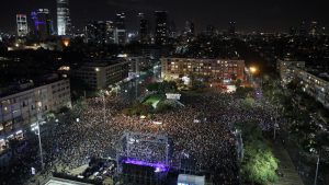 Desetine hiljada ljudi na obeležavanju godišnjice ubistva Jicaka Rabina