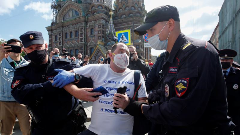 Desetine uhapšenih na protestima u Rusiji