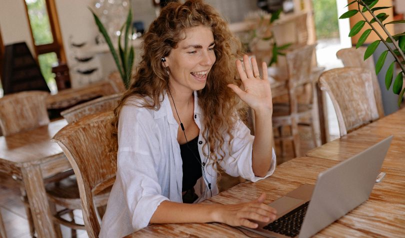 Digitalni svet zabave: kako izgleda prosečan dan savremenog korisnika interneta?