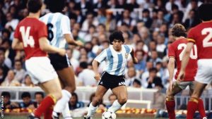 Dijego Maradona i fudbal: Jedna Božija ruka i dve magične noge