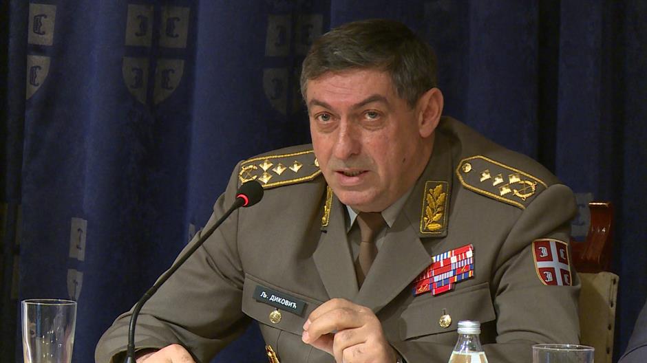 Diković: Opremanje vojske nije pretnja