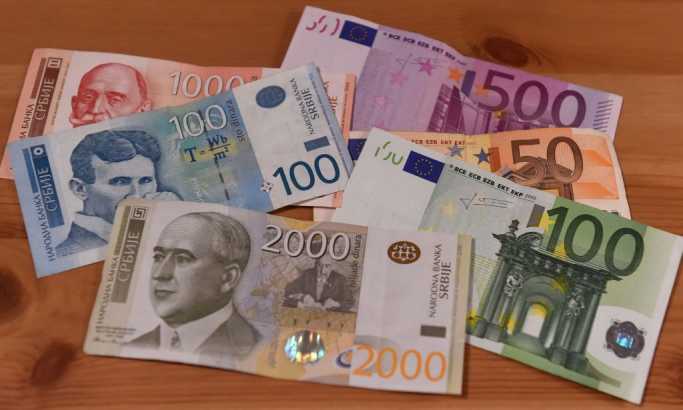 Dinar na istom odstojanju prema evru, kurs 118,3781