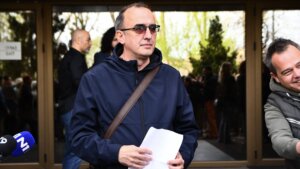 Dinko Gruhonjić o saopštenju SNS-a i „Sabahudinu“: Tužiću ih makar ne izlazio iz sudnice