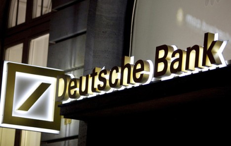 Dionice Deutsche Banka na povijesno najnižoj razini