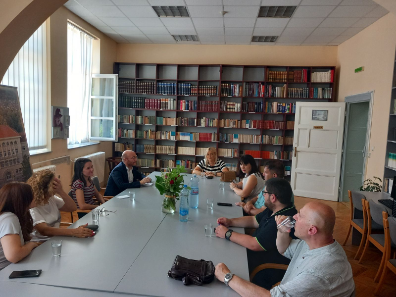 Direktor Francuskog instituta u Srbiji - Tibo Ajun i pedagoški savetnik Sesilija Pjer – u poseti Vranjskoj gimnaziji