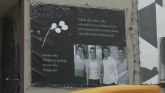 Dirljiva slika na zidu Ekonomske škole: Čačak još uvek žali za četvoricom nastradalih mladića FOTO