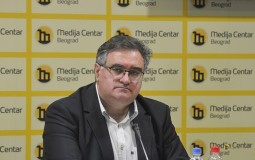 
					Đorđe Vukadinović: U parlament će ući samo oni koji su u Vučićevoj milosti 
					
									