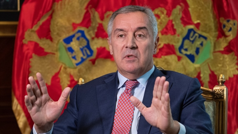 Đukanović pozvao vladu da povuče predloge o imenovanju ambasadora u SAD, EU i još deset država
