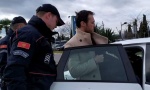 Đukanoviću, gotov si: Pogledajte kako je Marko Milačić priveden odmah po izlasku iz aviona (VIDEO)