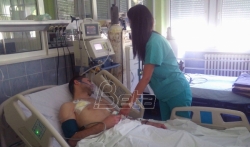 Doktor: Mladić koji je ranjen na Kosovu stabilno. Djurić osudio napad