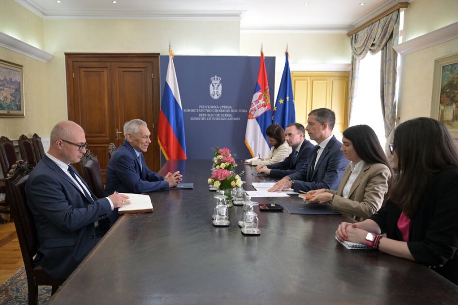 Đurić sa ambasadorima Rusije i Kine o situaciji na Kosovu i Metohiji