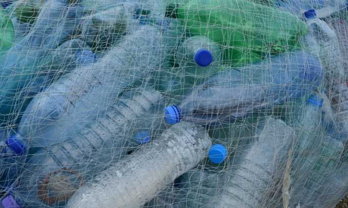 Do 2050. u morima više plastike nego ribe