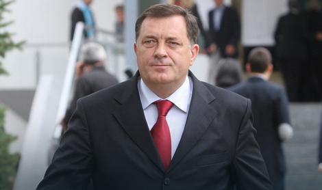 Dodik: BiH je fiktivna zemlja u koju su zaljubljeni samo oni koji primaju veliki novac