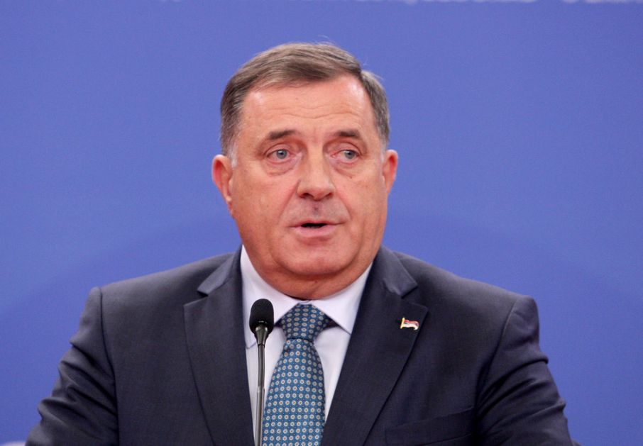 Dodik: Izetbegović može samo da se zanosi