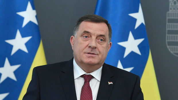 Dodik: Ništa od protestne note zbog Handkea, Komšić može da piše privatno